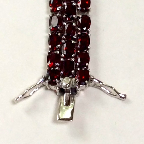 Dee Berkley Sterling Silver Red Garnet Bracelet - Picture 7 of 7
